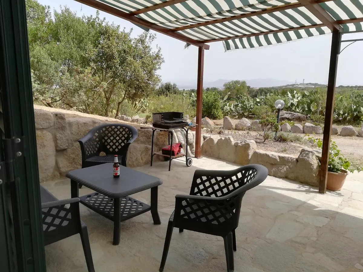 L'Oasi Villa SantʼAntìoco 0*,